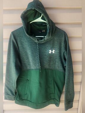 Under Armour Green and Gray Two-Tone Pullover Hoodie